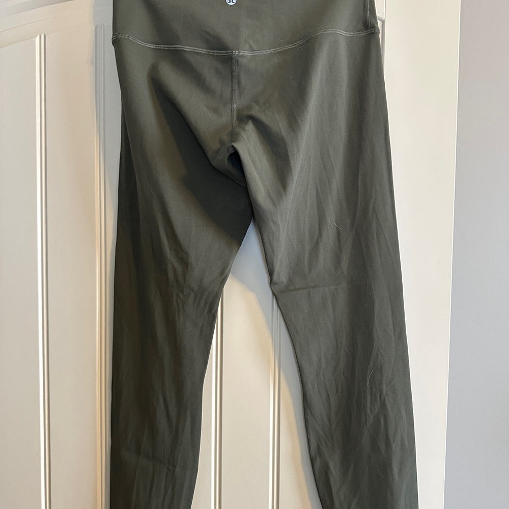 Lululemon Athletica Sage Green Leggings 25 inch